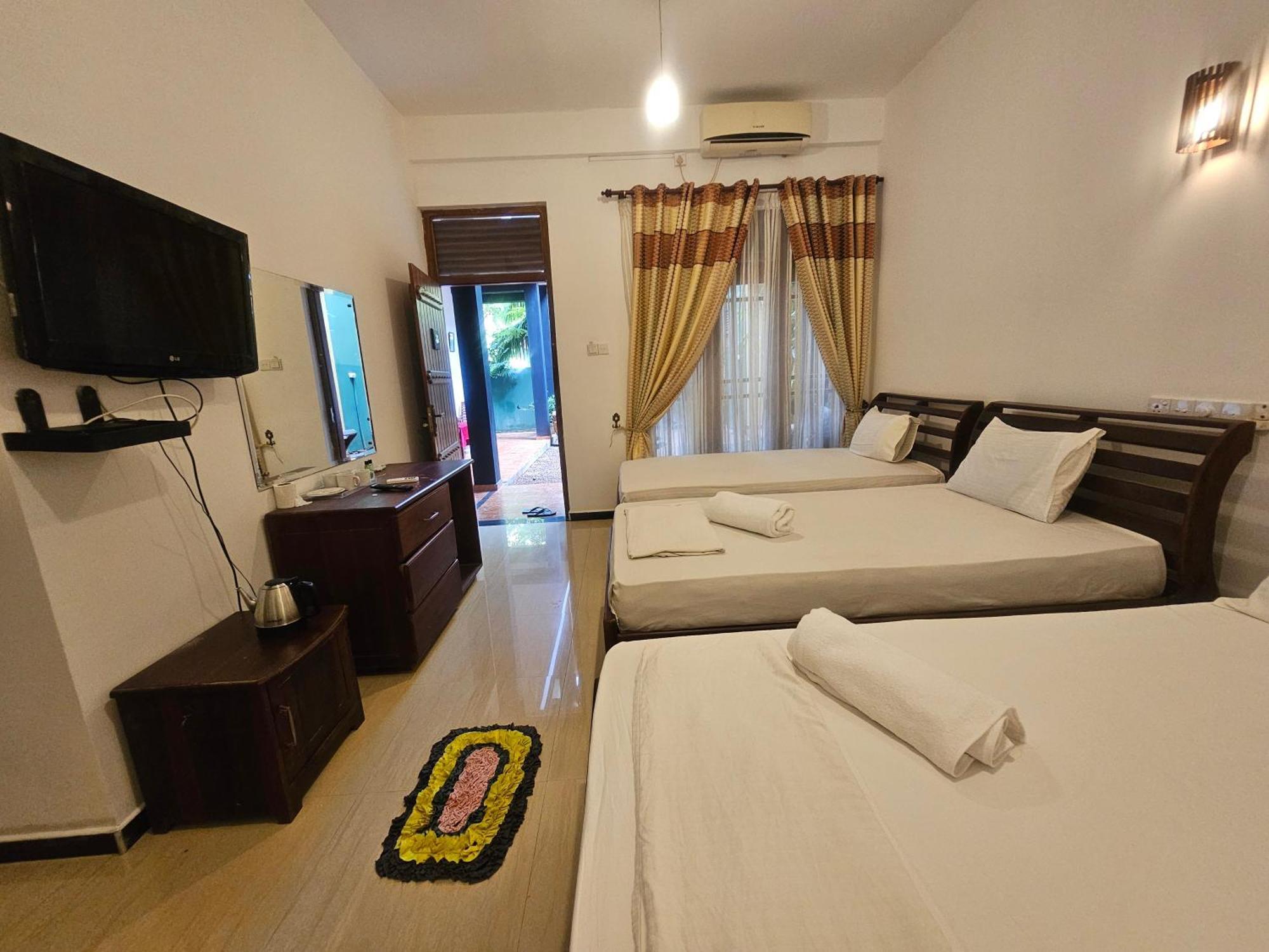 Yala Safari Resort Tissamaharama Eksteriør billede